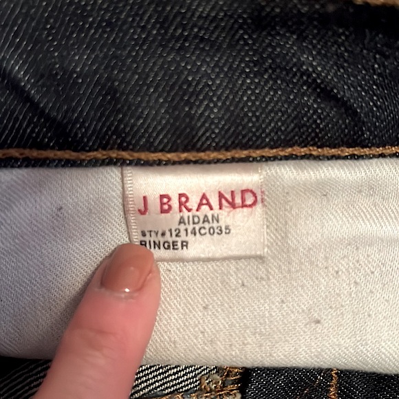 J BRAND Aidan Distressed Low Rise Boyfriend Fit Jeans (Ringer) // Size 24 - Picture 13 of 15